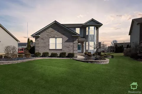 27785 Oriole Crt Ct, Huron, MI 48134