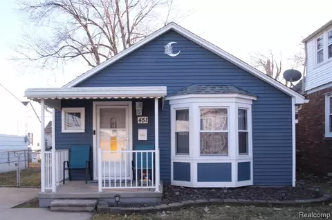 451 W Garfield Ave, Hazel Park, MI 48030