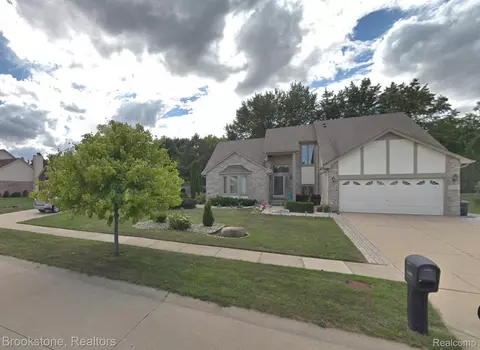 41579 Vancouver Dr, Sterling Heights, MI 48314