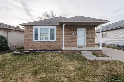 29030 Springstead St, Gibraltar, MI 48173