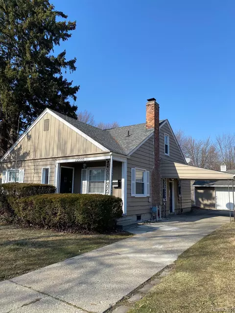 22005 California St, Saint Clair Shores, MI 48080