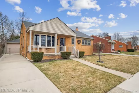 17919 Snow Ave, Dearborn, MI 48124