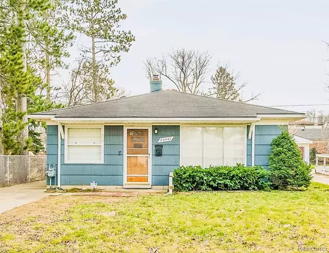 23447 Annapolis St, Dearborn Heights, MI 48125