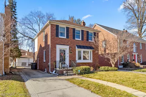 1821 N Rosevere Ave, Dearborn, MI 48128