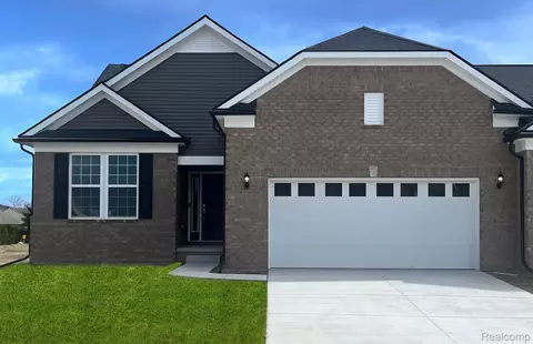16218 Beech Tree Ln, Clinton Township, MI 48038