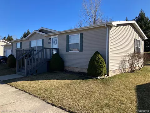 6157 Addison Way, Tyrone, MI 48430