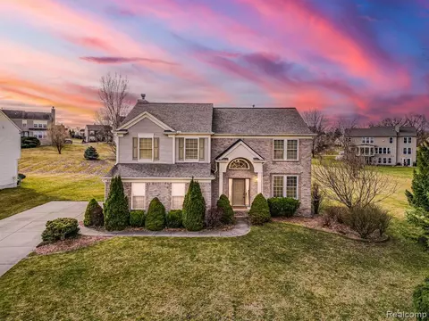 4174 Ramsgate, Grand Blanc, MI 48439