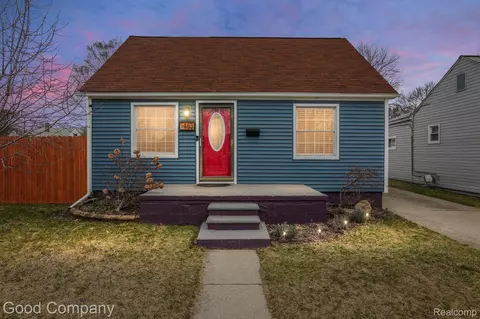 1463 Granet Ave, Hazel Park, MI 48030