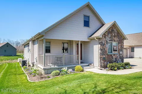 11461 Windmill Pointe, Vienna, MI 48420