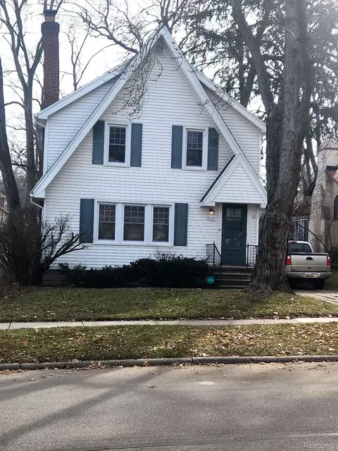 629 W Lewiston Ave, Ferndale, MI 48220