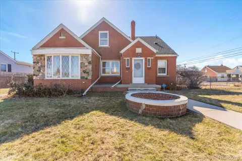 1785 White Ave, Lincoln Park, MI 48146