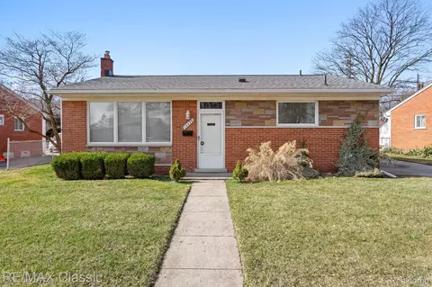 19459 Ingram St, Livonia, MI 48152