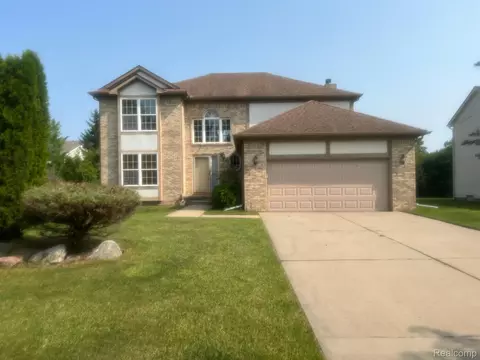 26622 Isleworth Pnt Pt, Southfield, MI 48034