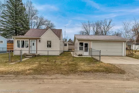 7298 Birchcrest Rd, Worth, MI 48450