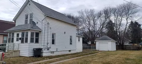 711 S Elm Ave, Jackson, MI 49203