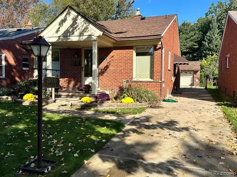 20530 Carlysle St, Dearborn, MI 48124