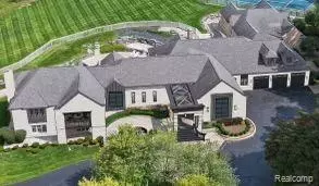1100 Orchard Ridge Rd, Bloomfield Hills, MI 48304