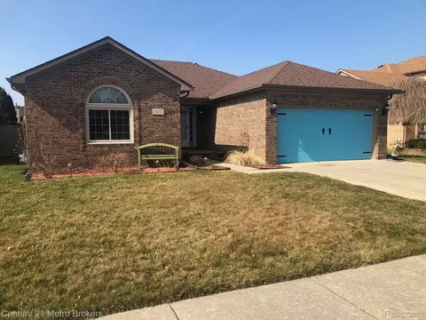 24652 Christian Dr, Brownstown, MI 48134