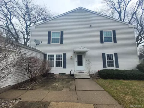 38669 Bayside, Clinton Township, MI 48038
