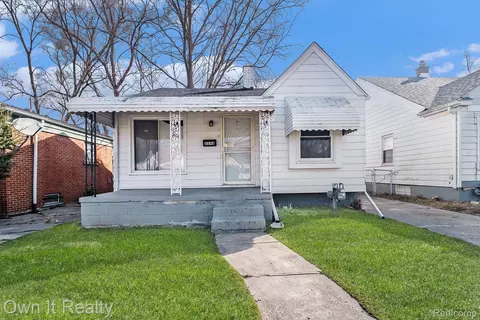 8844 Saint Marys St, Detroit, MI 48228