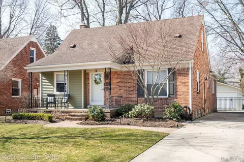 2513 N Wilson Ave, Royal Oak, MI 48073