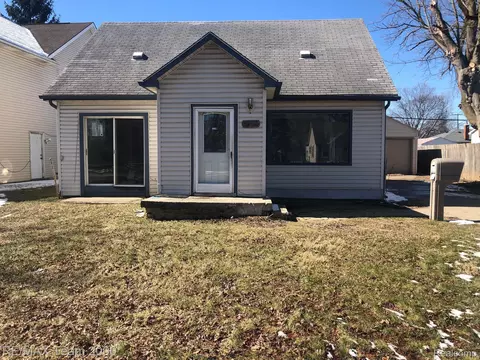 8305 Fenton Ave, Dearborn Heights, MI 48127