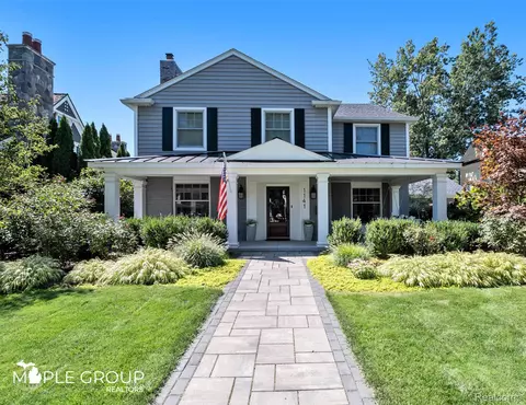 1141 Lake Park Dr, Birmingham, MI 48009