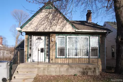 23424 Couzens Ave, Hazel Park, MI 48030