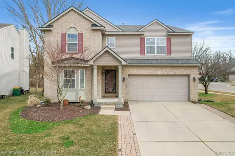 21034 Marshview Dr, Northville, MI 48167