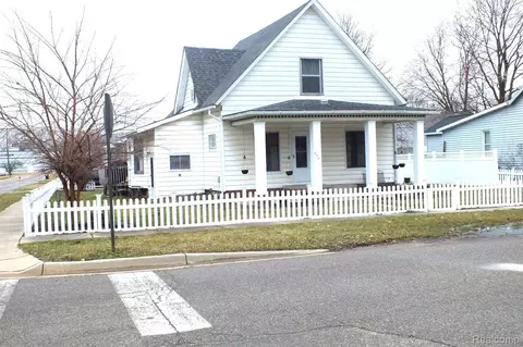 234 S Ann St, Fowlerville, MI 48836