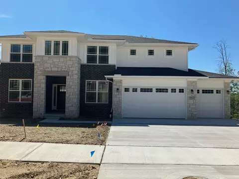 9767 Willow Oak Dr, Green Oak, MI 48116