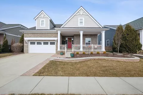 49658 Division St, Canton, MI 48188