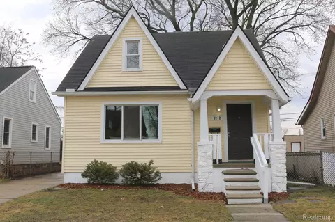 8212 Stephens Rd, Warren, MI 48089