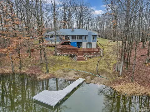 5300 Lake Dr, Bennington, MI 48867