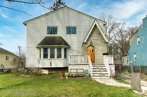 23465 Republic Ave, Oak Park, MI 48237