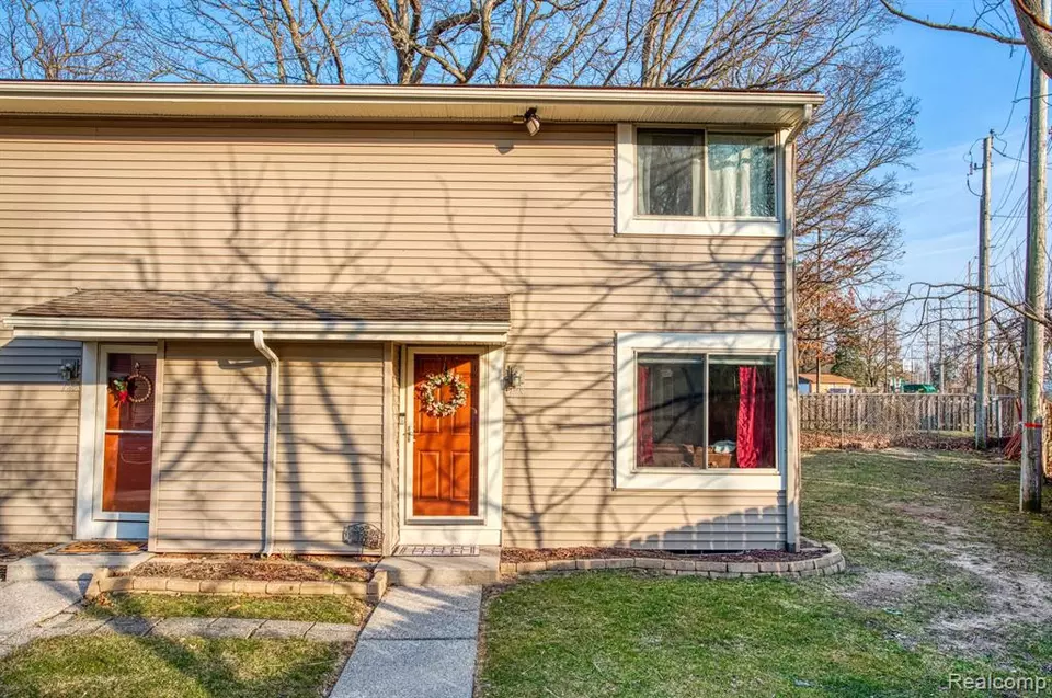 616 Rickett Rd 123, Brighton, MI 48116 21 Photos Movoto