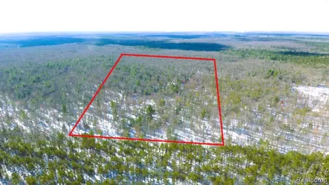 8879 9 Mile Bridge Rd, Manistee, MI 49660