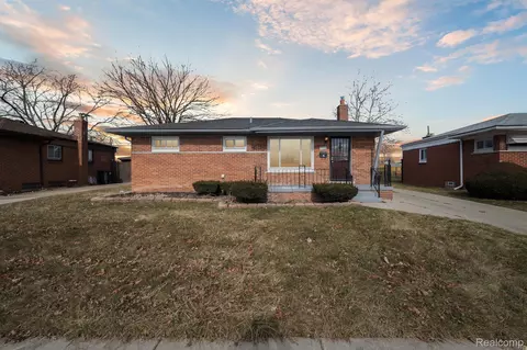 29716 Hanover Blvd, Westland, MI 48186