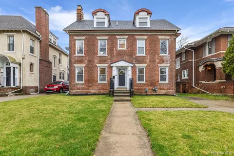 8167 La Salle Blvd, Detroit, MI 48206
