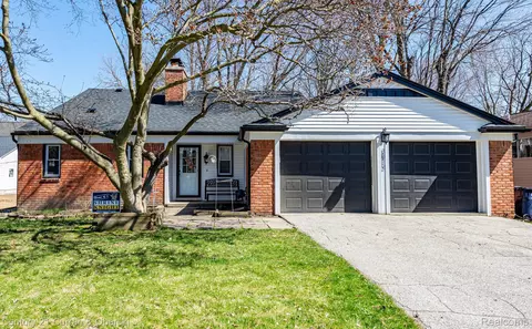 3812 N Main St, Royal Oak, MI 48073