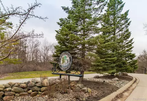 Vacant Land Pine Ridge, Groveland, MI 48462