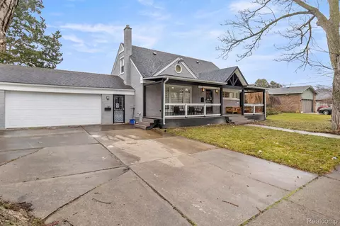 25333 Ramey St, Dearborn Heights, MI 48127