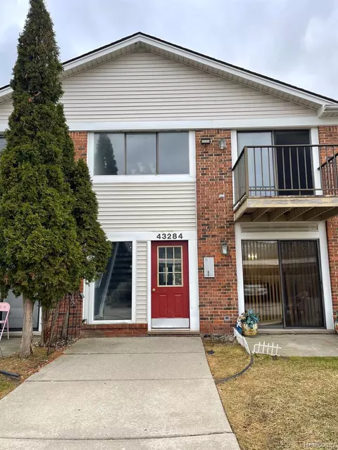 43284 Mound Rd #406, Sterling Heights, MI 48314