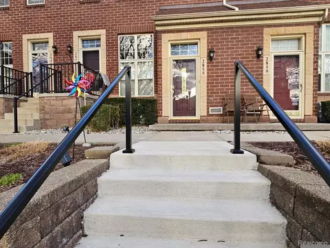 2855 Biddle Ave #48, Wyandotte, MI 48192