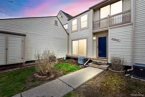 23612 Marlborough Dr, Clinton Township, MI 48036