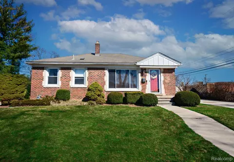 16128 Angelique Ave, Allen Park, MI 48101