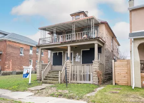 1667 Pingree St, Detroit, MI 48206