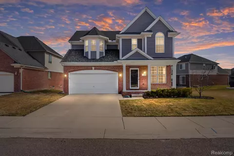 57262 Junction Crt Ct, Washington, MI 48094