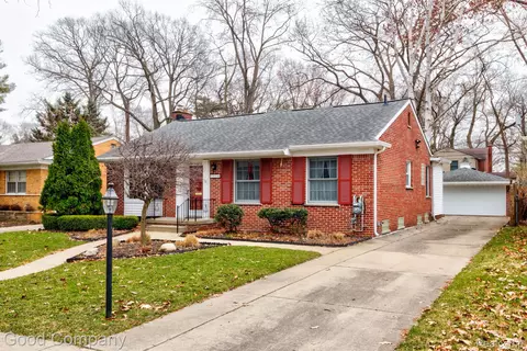 711 Orchard View Dr, Royal Oak, MI 48073