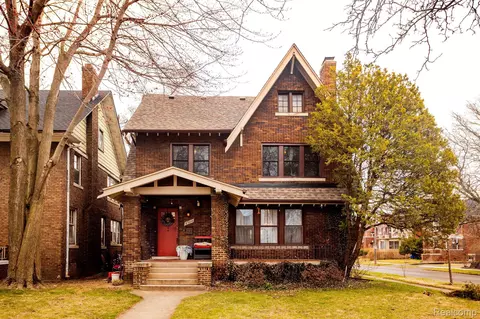 8904 La Salle Blvd, Detroit, MI 48206